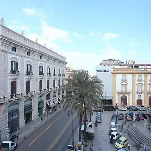 Palazzo Moncada 2 , Palerme Italie